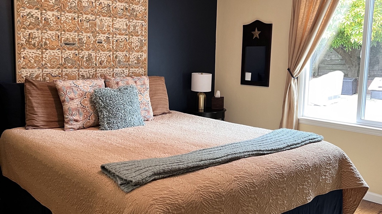 Photo of Bedroom in Northeast Carmel