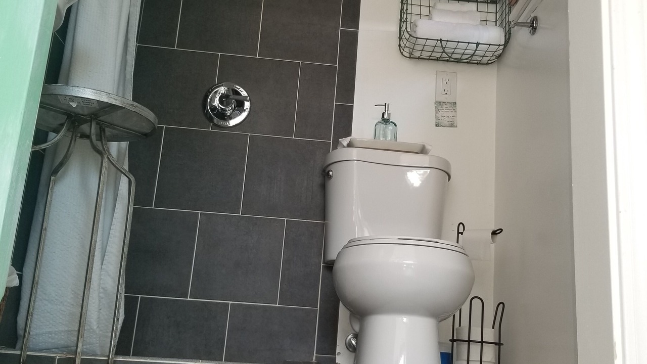 Photo of Bathroom in Jenner
