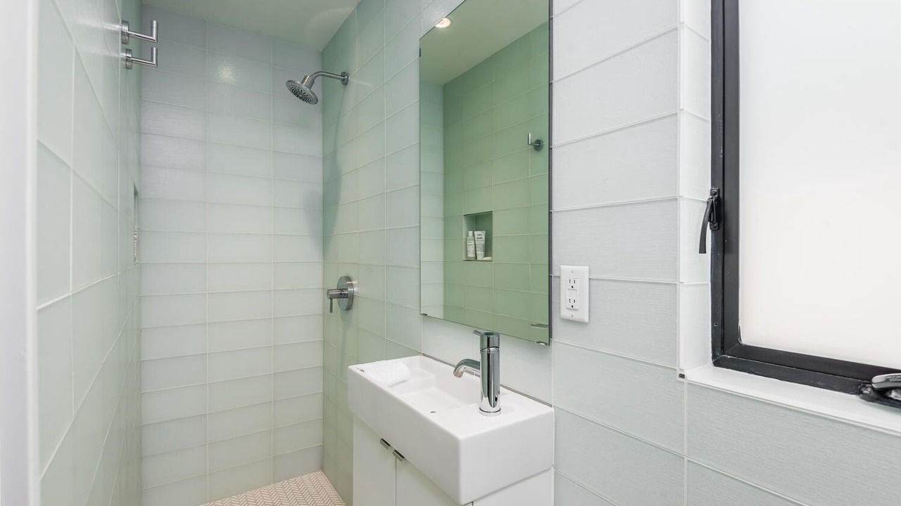 Photo of Bathroom in Pierpont Bay
