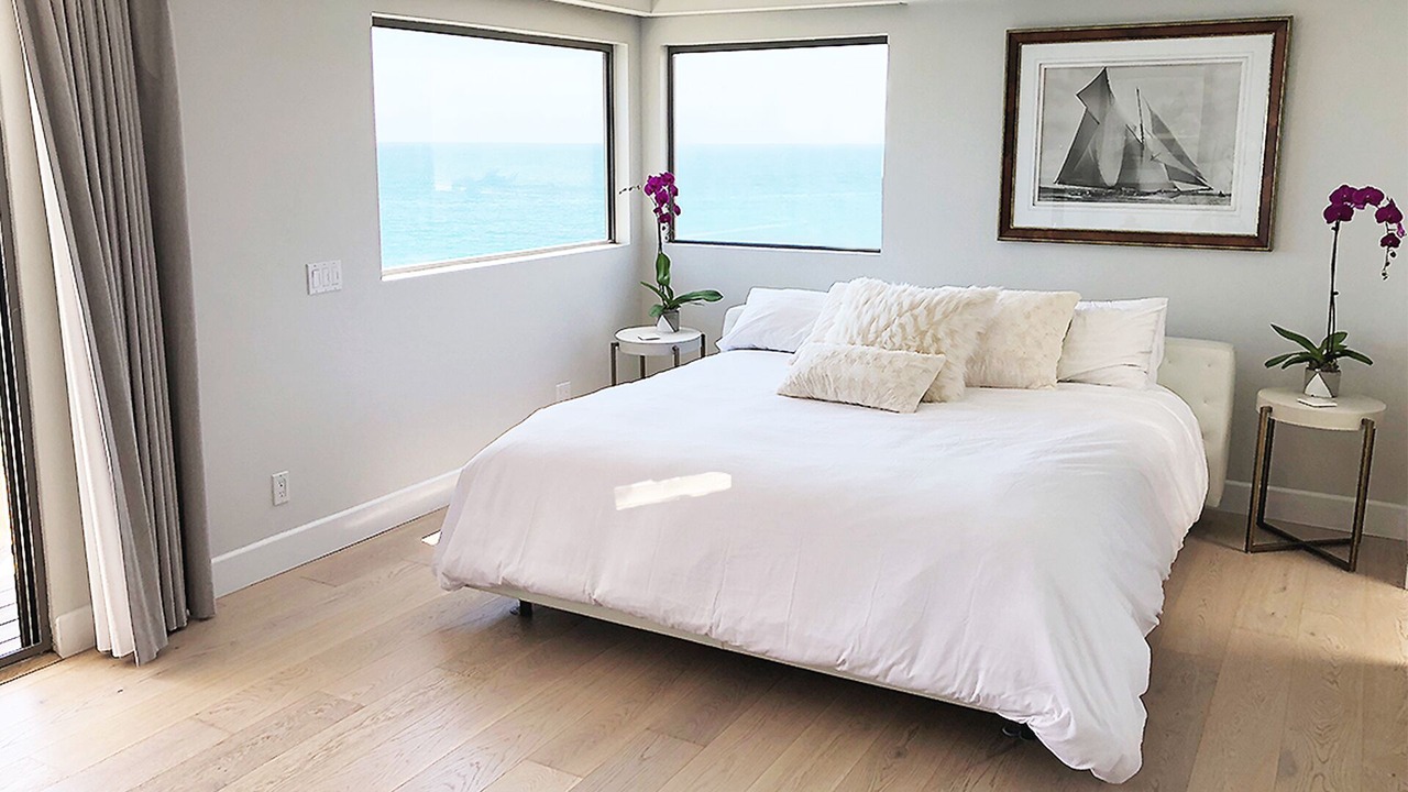 Photo of Bedroom in Eastern Malibu