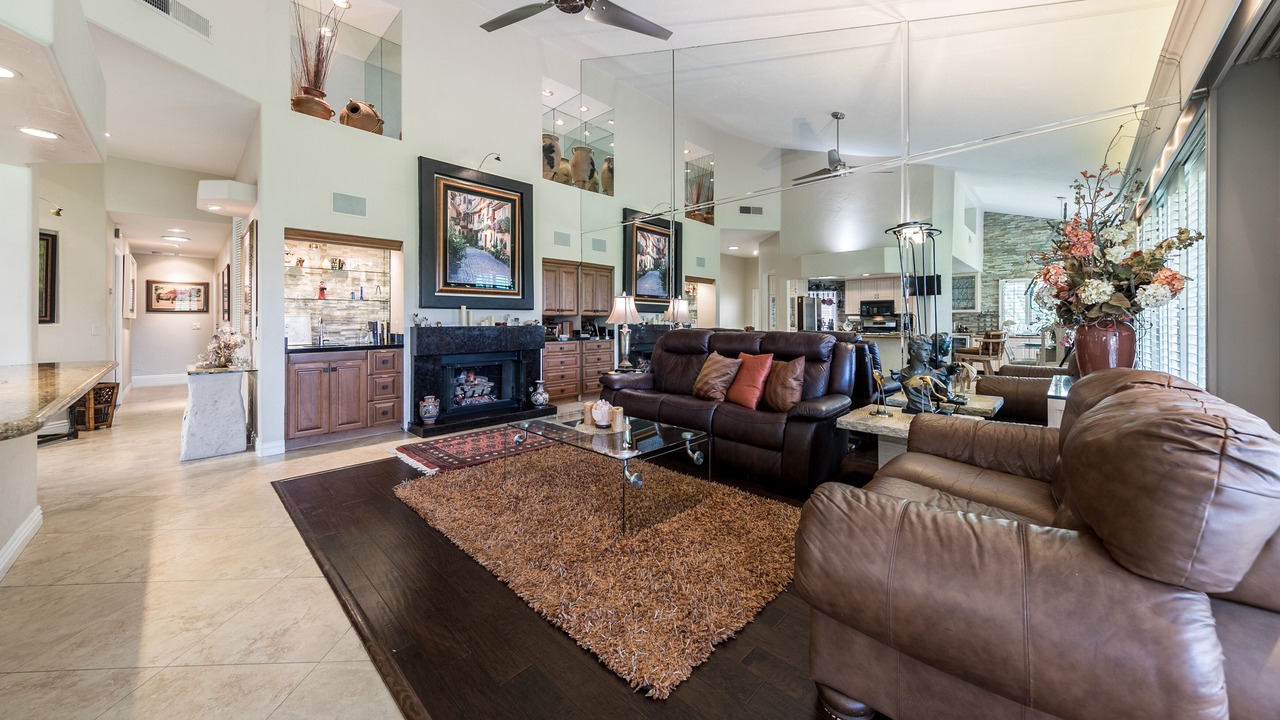 Photo of Livingroom in Palm Desert