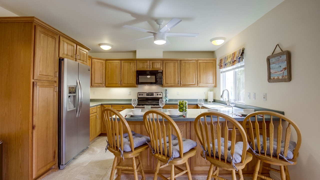 Photo of Kitchen in Beach Barber Tract
