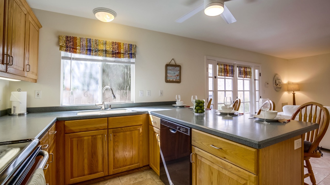 Photo of Kitchen in Beach Barber Tract