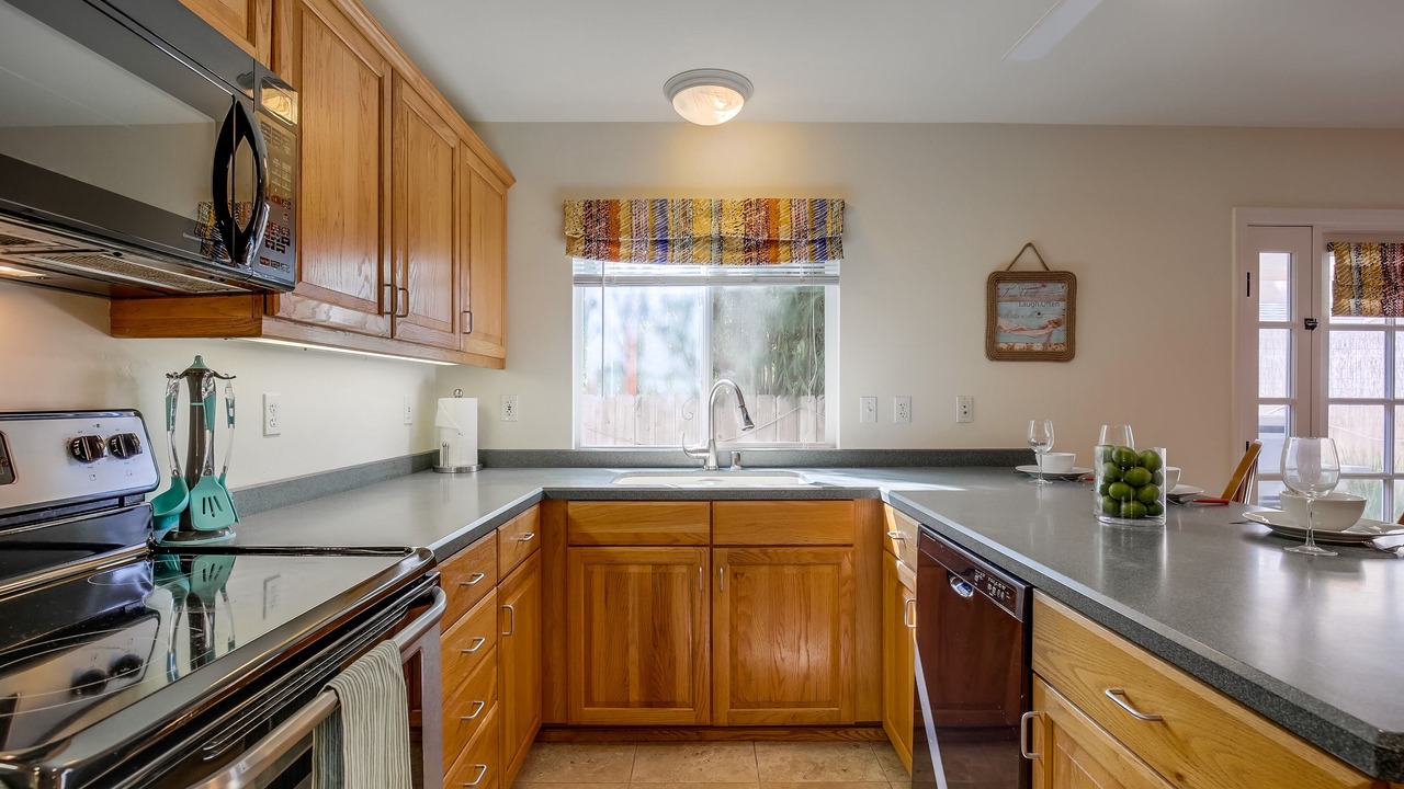 Photo of Kitchen in Beach Barber Tract
