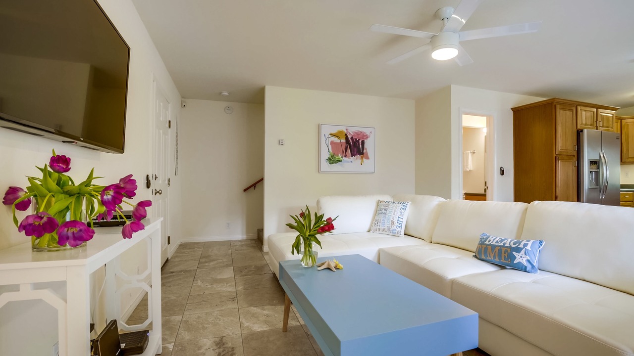 Photo of Livingroom in Beach Barber Tract