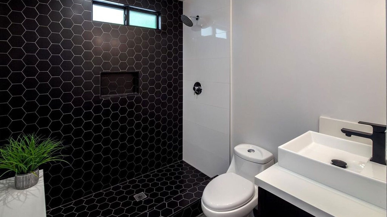 Photo of Bathroom in Deepwell Estates