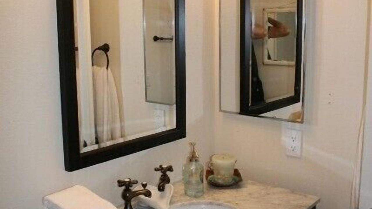 Photo of Bathroom in Oxnard Shores