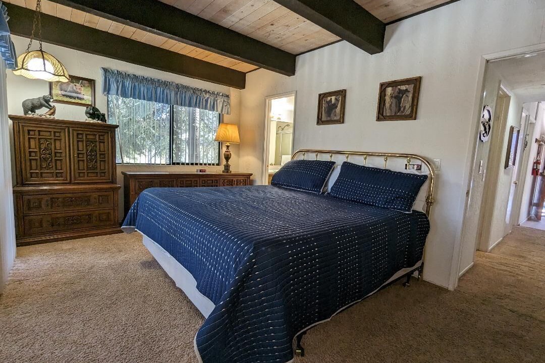 Photo of Bedroom in Big Bear Lake
