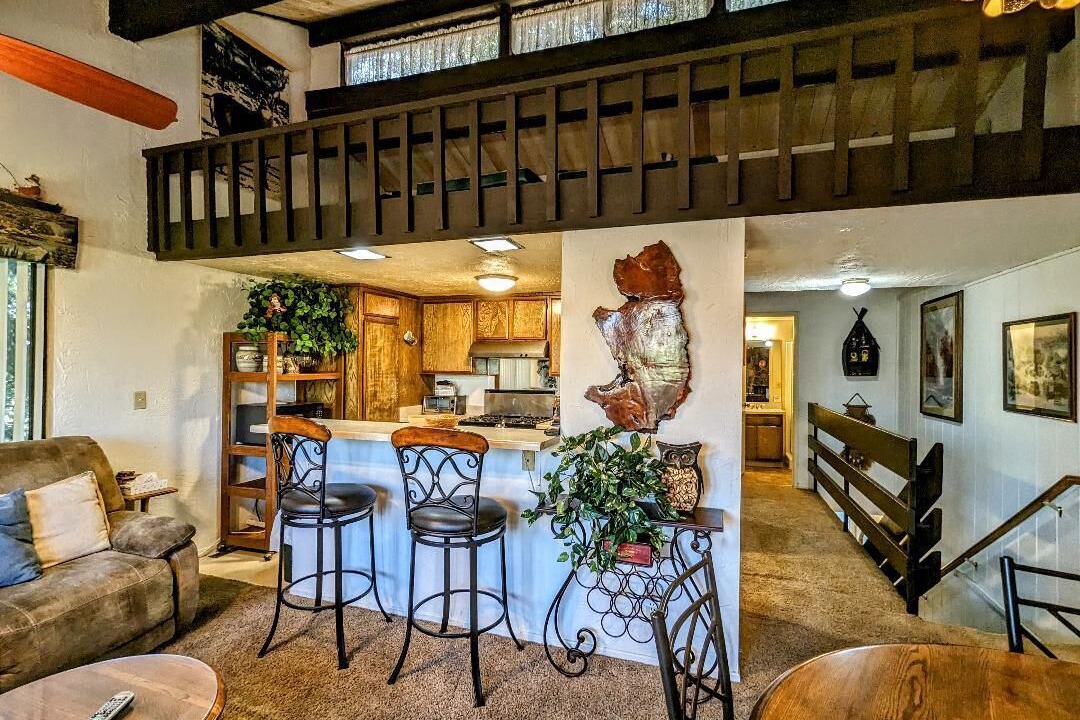 Photo of Livingroom in Big Bear Lake