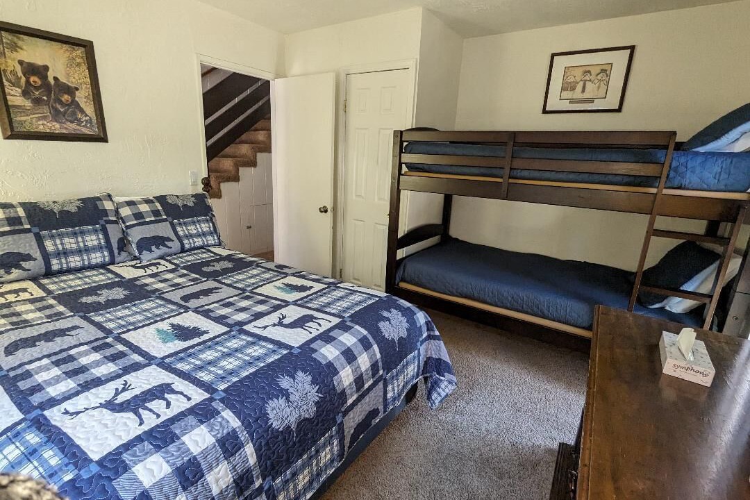 Photo of Bedroom in Big Bear Lake