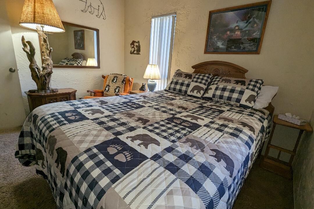 Photo of Bedroom in Big Bear Lake