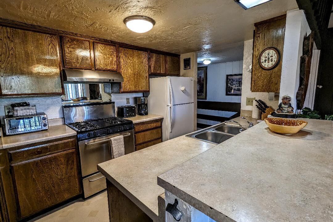 Photo of Kitchen in Big Bear Lake