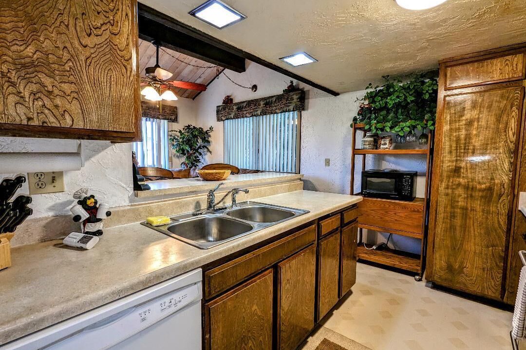 Photo of Kitchen in Big Bear Lake