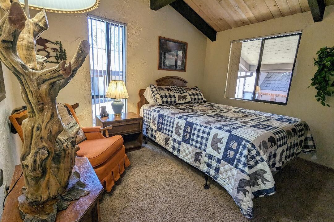 Photo of Bedroom in Big Bear Lake