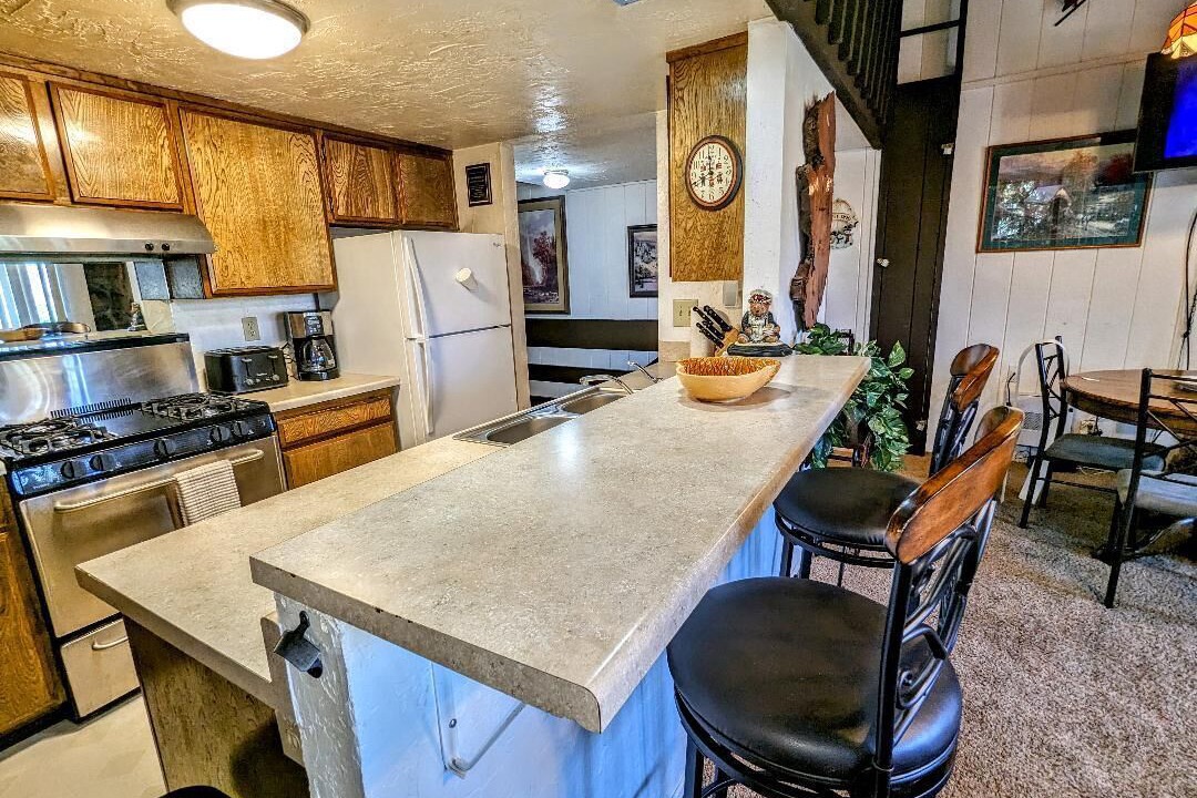 Photo of Kitchen in Big Bear Lake