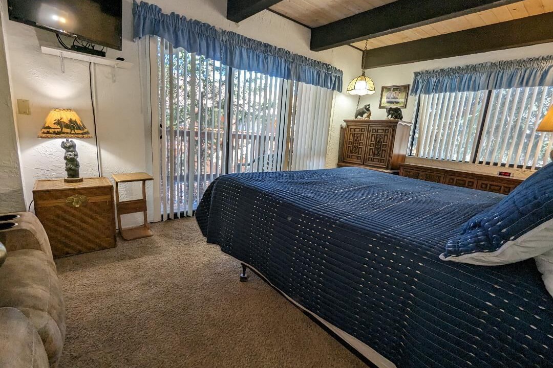 Photo of Bedroom in Big Bear Lake