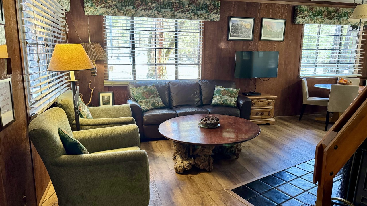 Photo of Bedroom in North Wawona