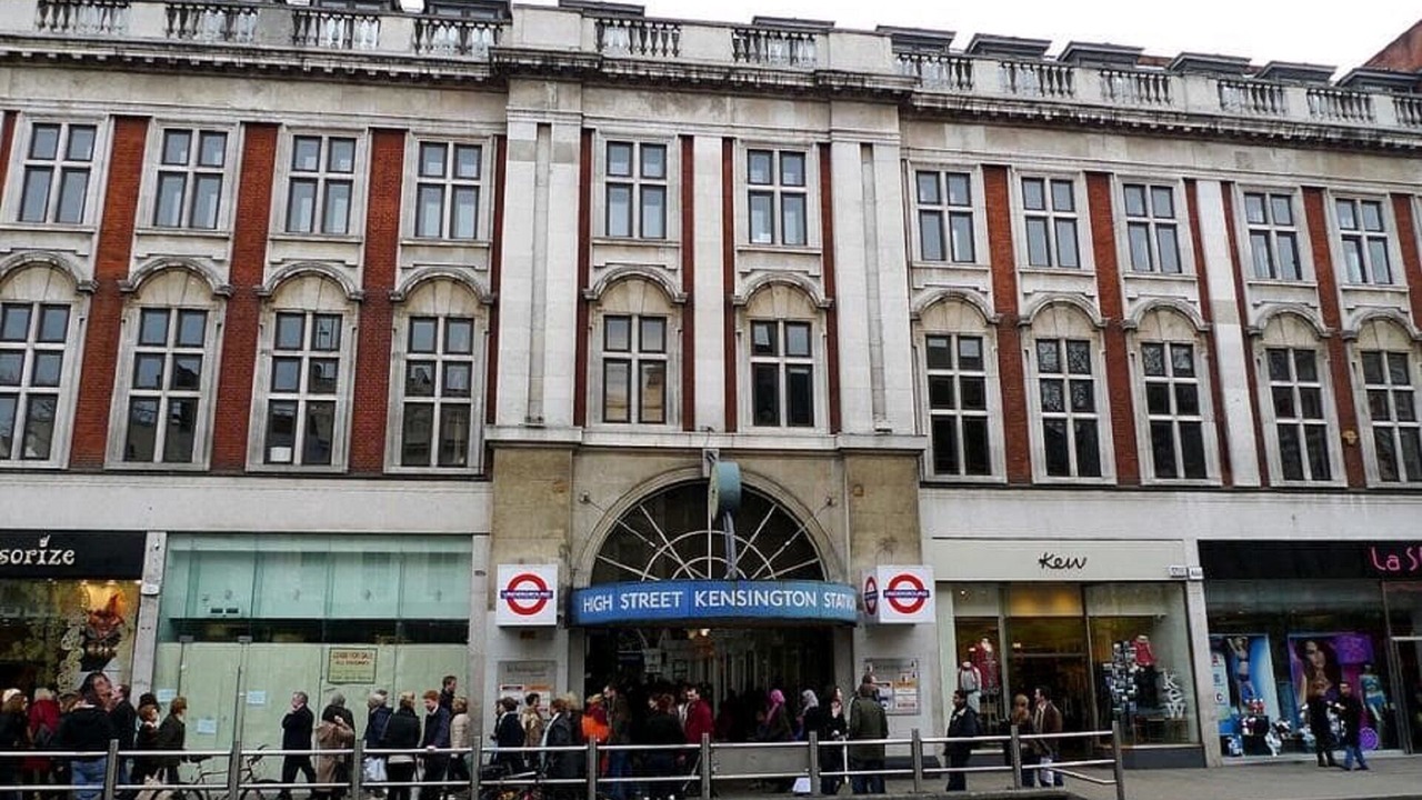 Photo of Others in Queen's Gate