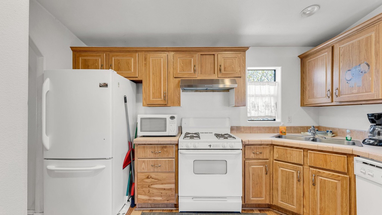 Photo of Kitchen in Big Bear City