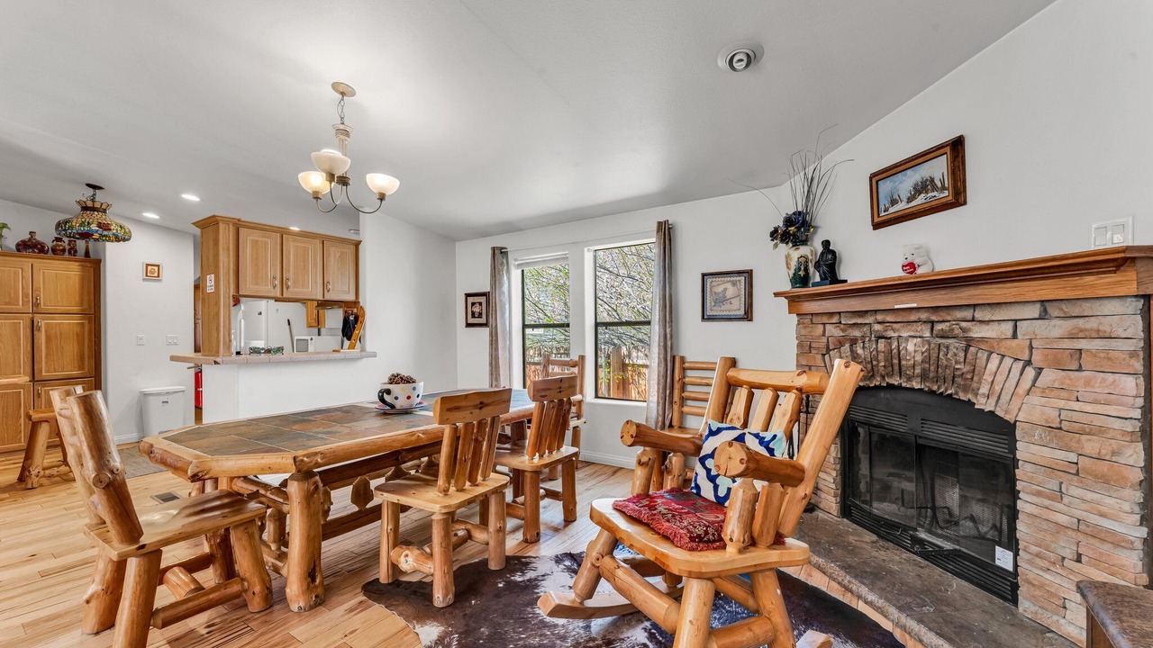 Photo of Livingroom in Big Bear City