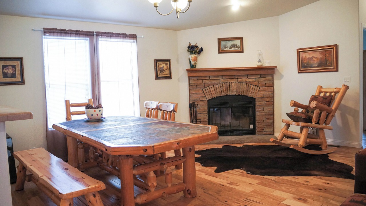 Photo of Livingroom in Big Bear City