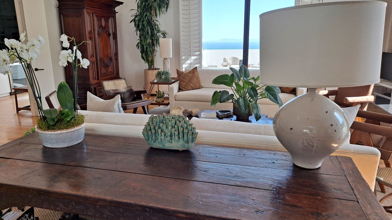 Photo of Livingroom in Golden Quadrangle
