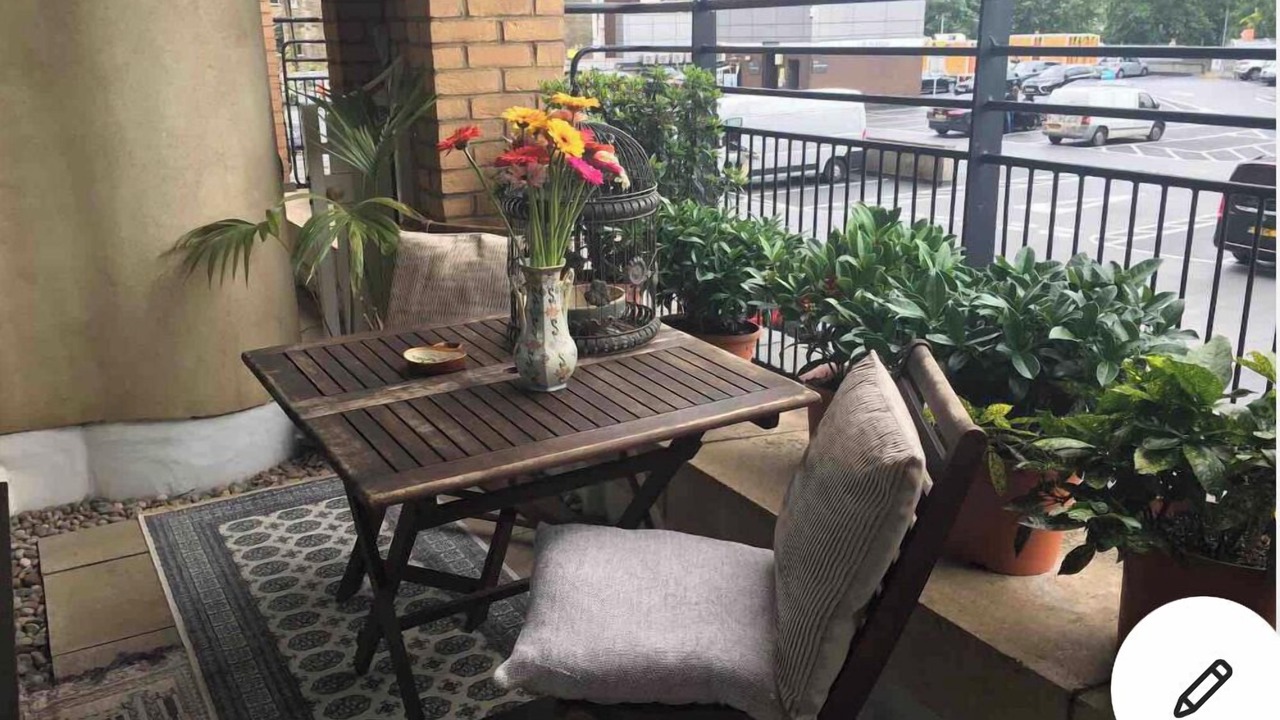 Photo of Outdoor in Kensington