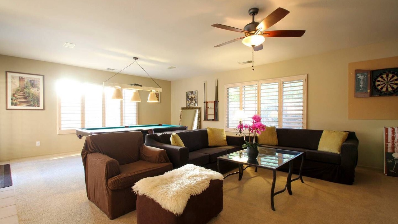 Photo of Livingroom in Palm Desert