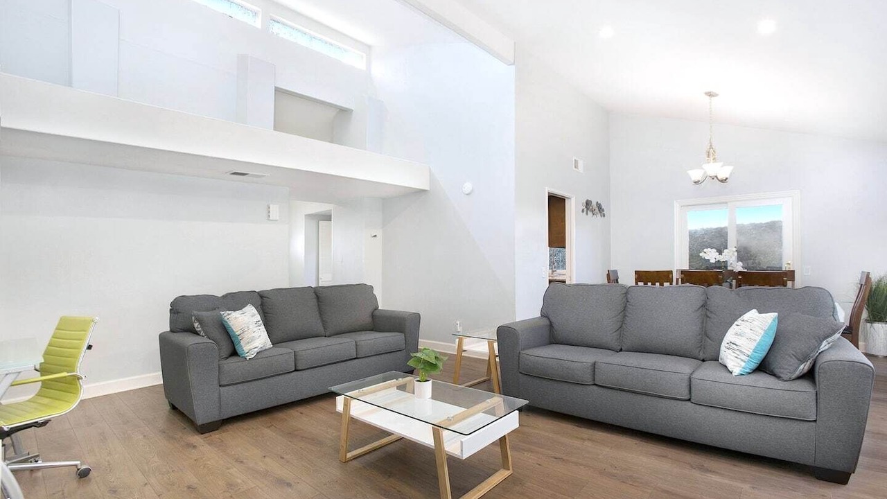 Photo of Bedroom in Laguna Niguel