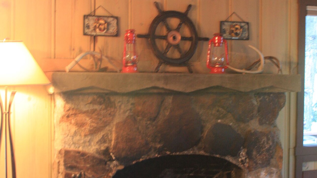 Photo of Livingroom in Tahoma