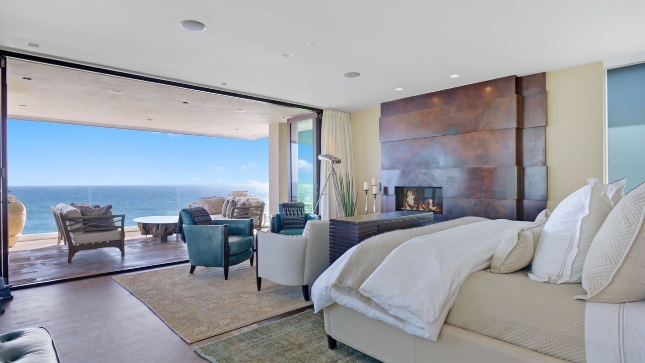 Photo of Bedroom in Malibu
