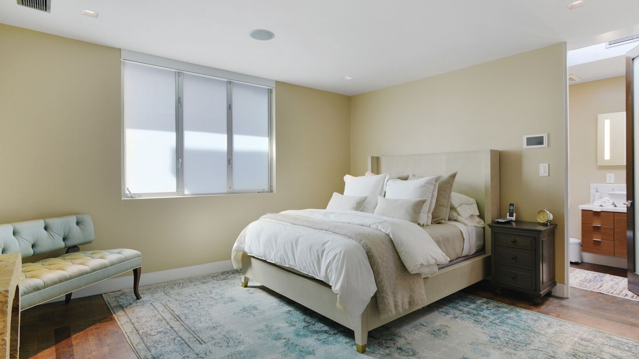 Photo of Bedroom in Malibu