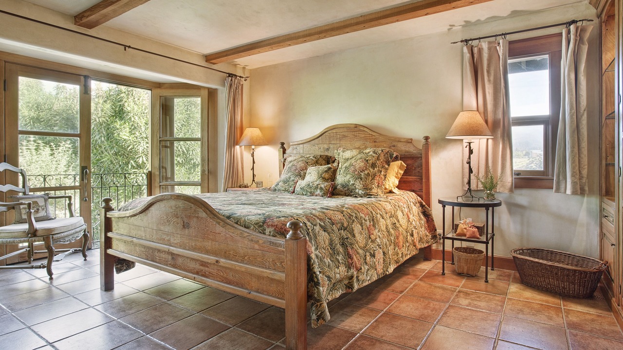Photo of Bedroom in St. Helena