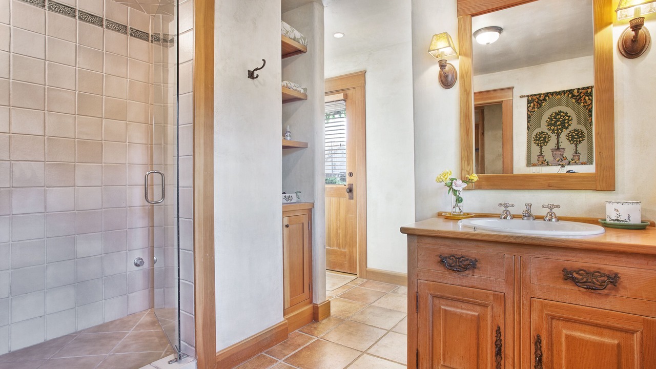 Photo of Bathroom in St. Helena