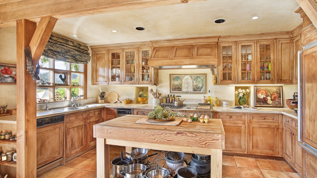 Photo of Kitchen in St. Helena