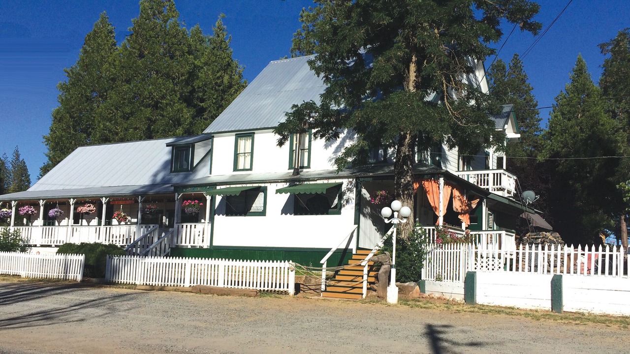 Photo of Outdoor in Avery