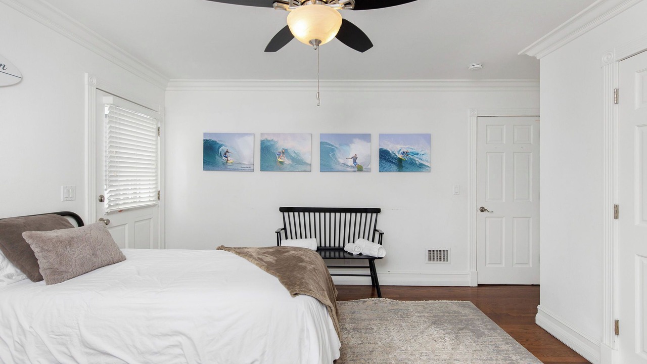 Photo of Bedroom in Gas Lamp Section