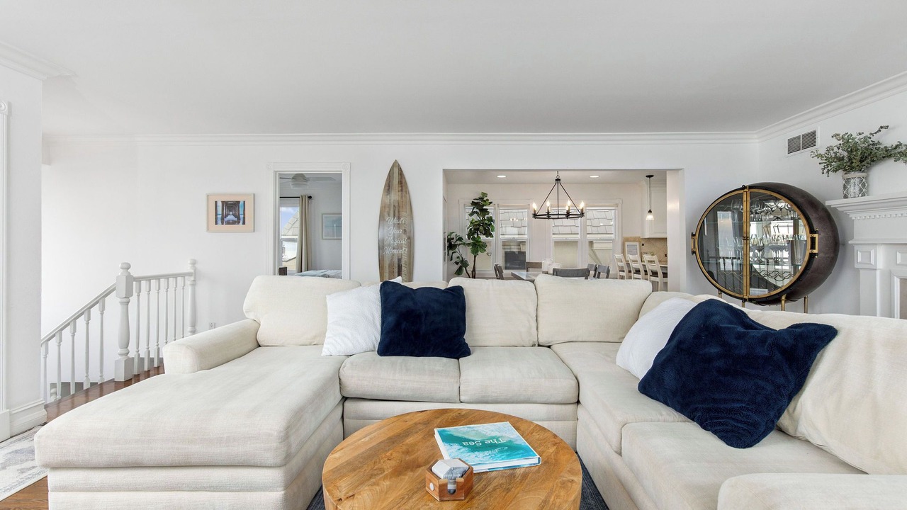 Photo of Livingroom in Gas Lamp Section