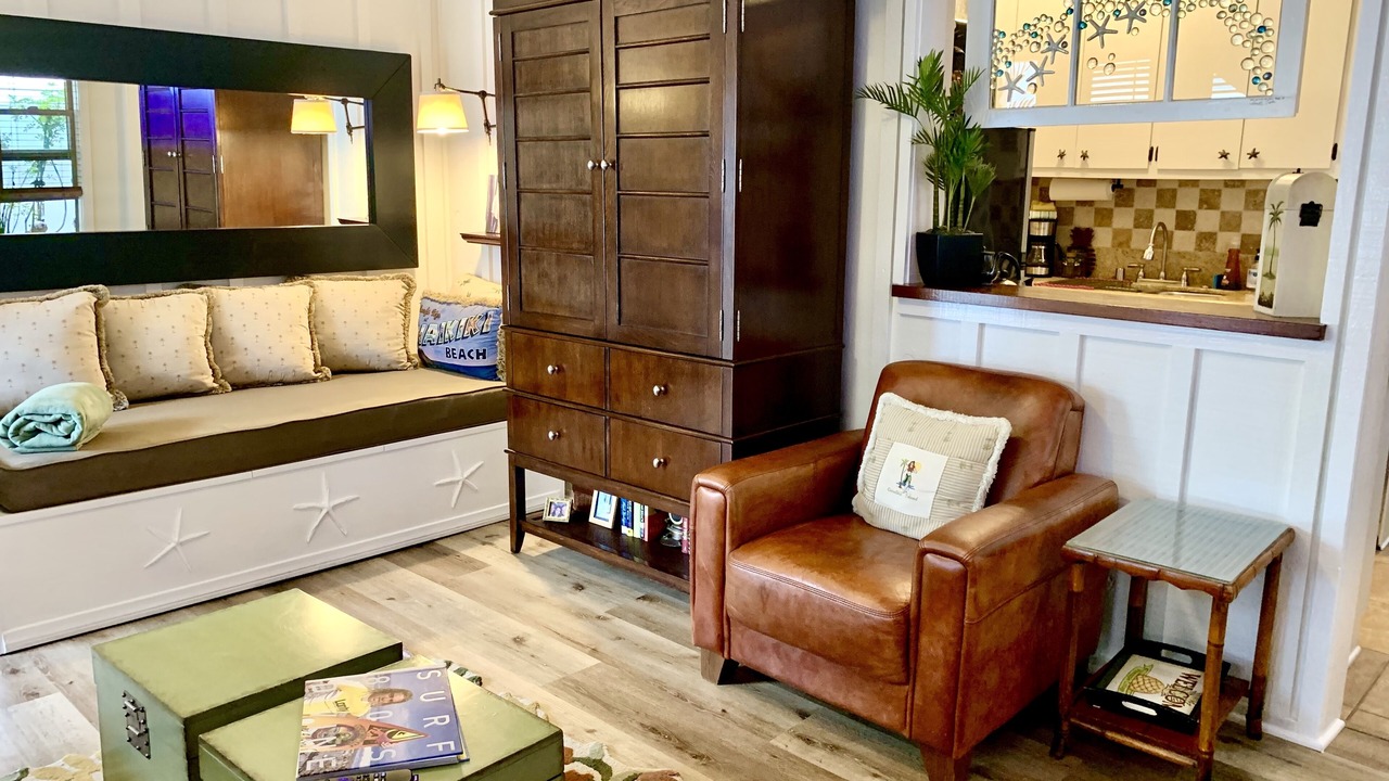 Photo of Livingroom in Old Towne