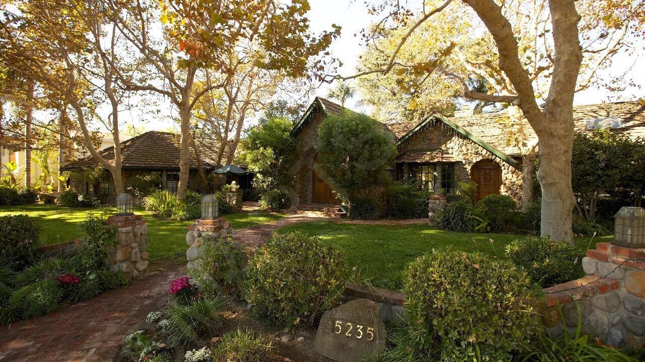 Photo of Outdoor in Valley Village