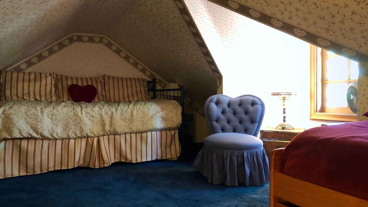 Photo of Bedroom in Valley Village