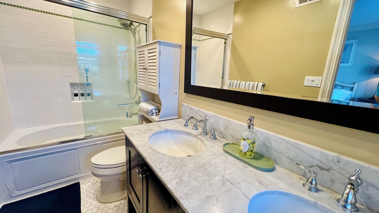 Photo of Bathroom in Monterey Park
