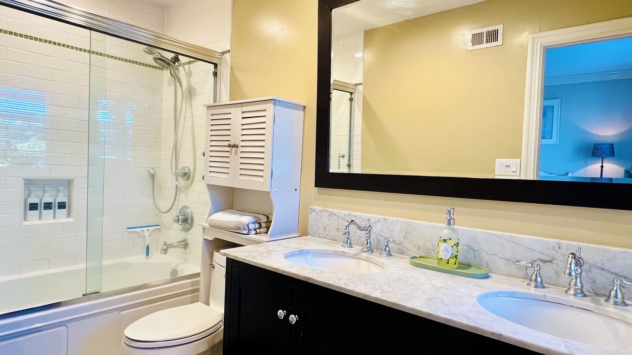 Photo of Bathroom in Monterey Park