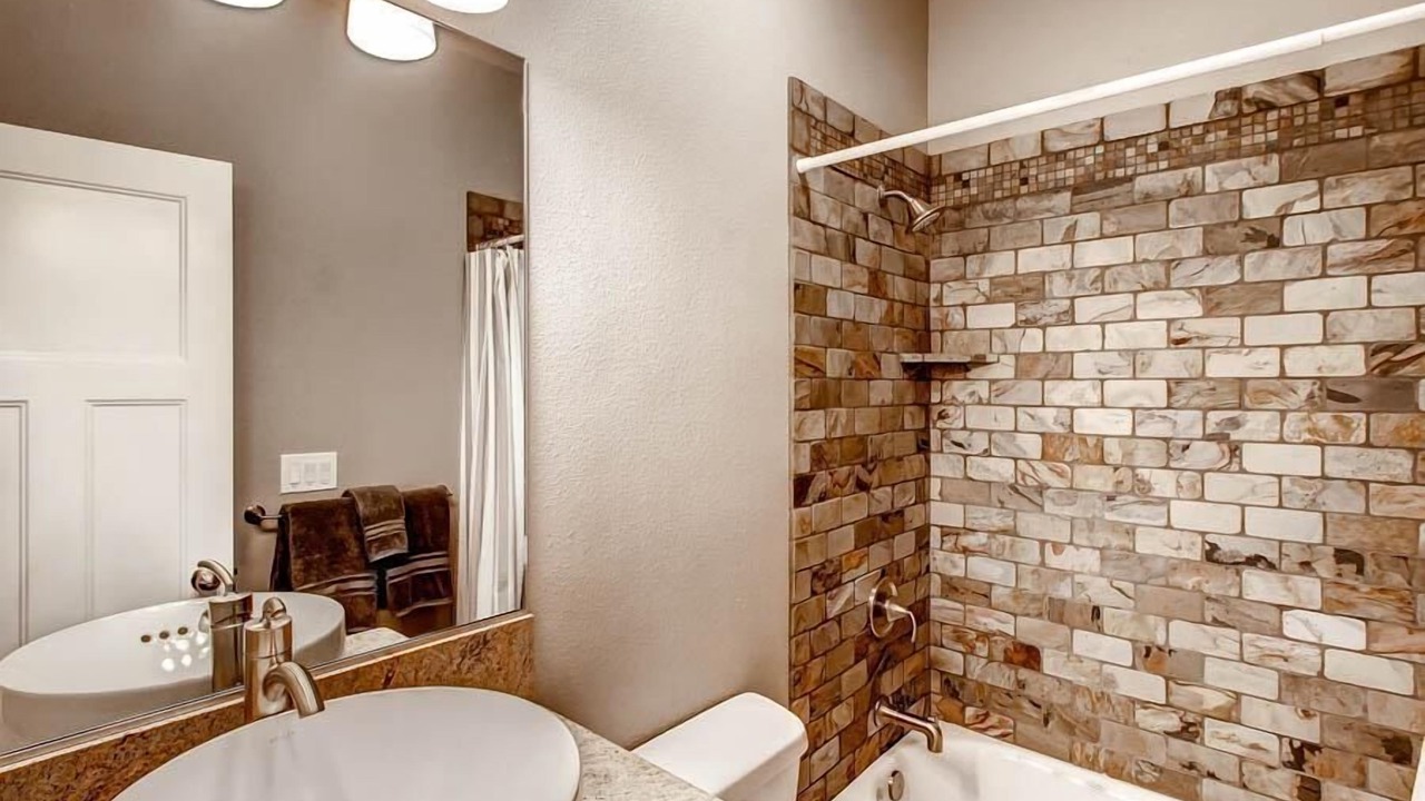 Photo of Bathroom in Yosemite West