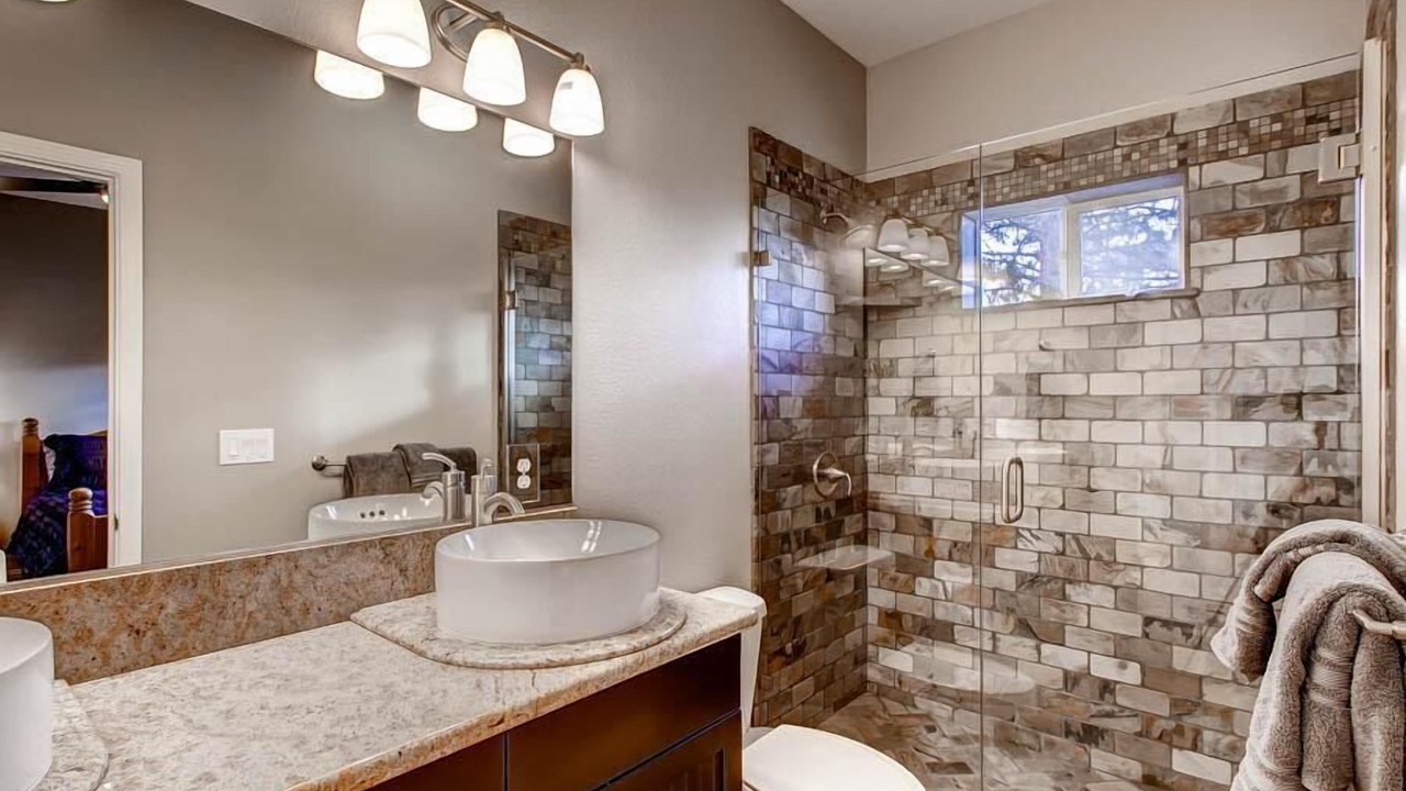 Photo of Bathroom in Yosemite West