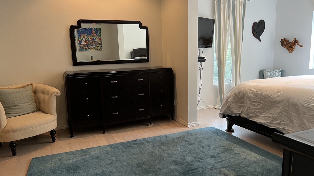 Photo of Bedroom in Shelter Cove
