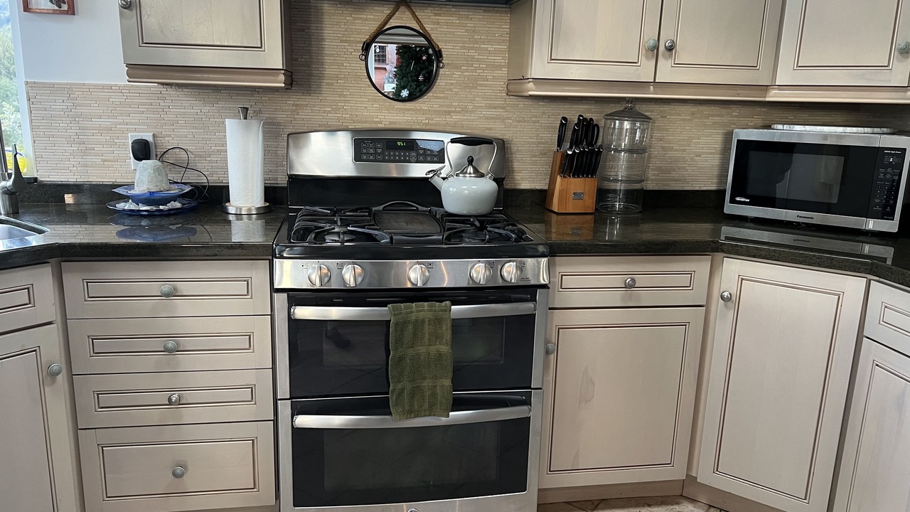 Photo of Kitchen in Shelter Cove