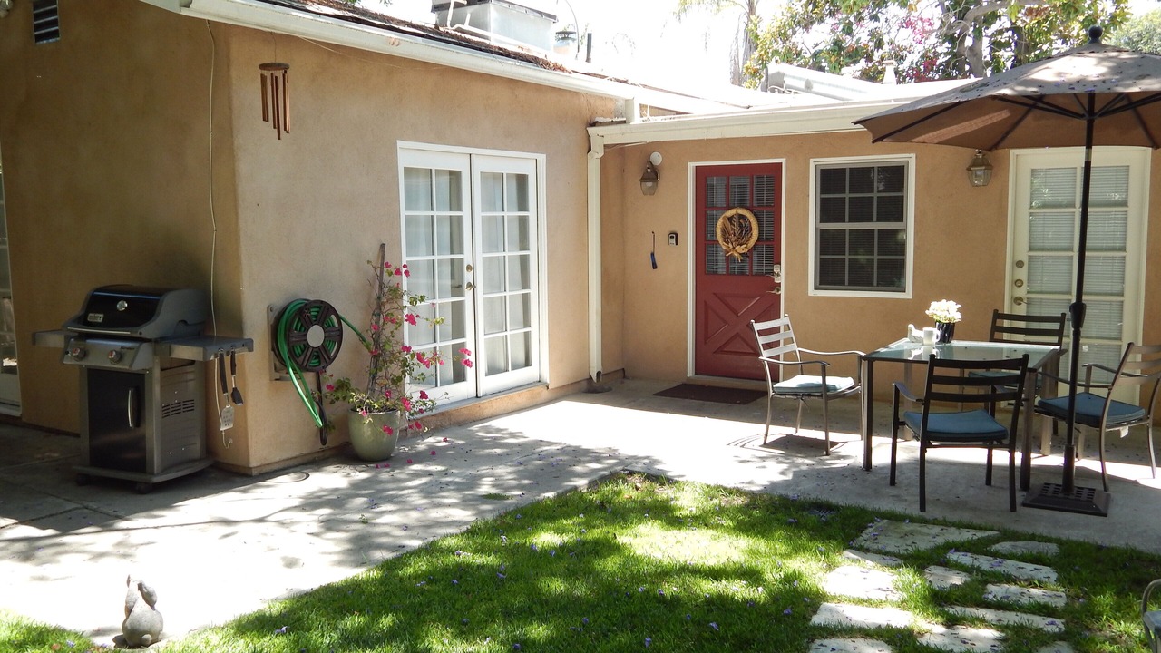 Photo of Outdoor in Valley Village