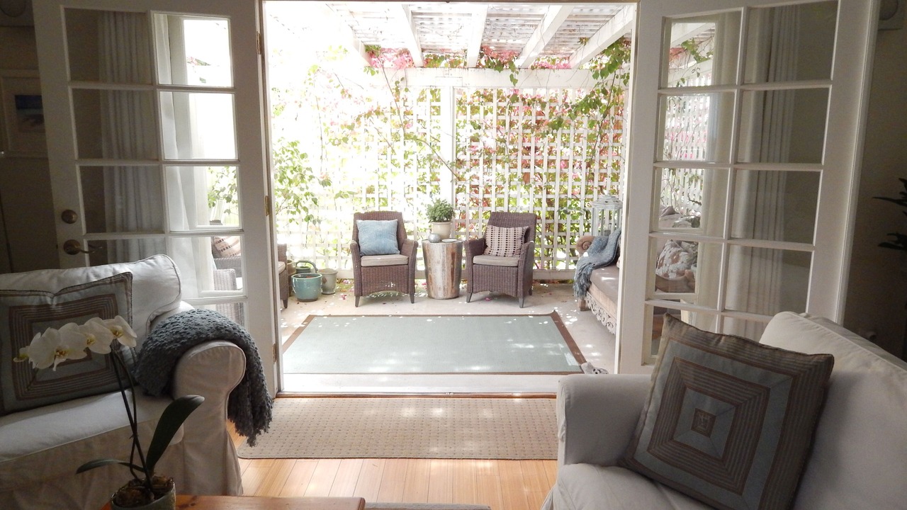 Photo of Livingroom in Valley Village