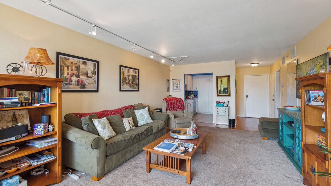 Photo of Bedroom in Valley Glen